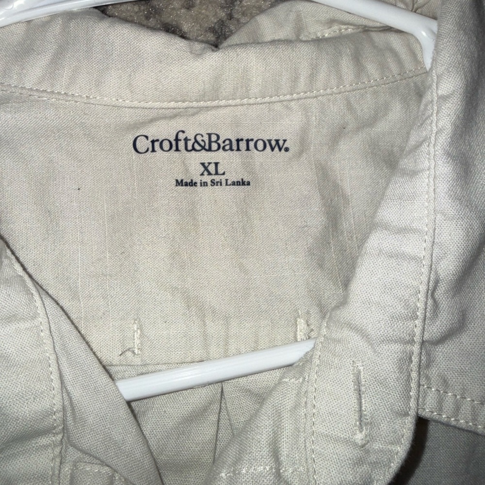 Light Cream Short Sleeve Button-Up Shirt - Picture 3 of 4